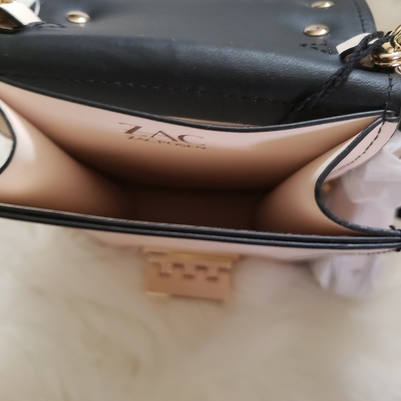 Brand new never carried Classy Zac Posen Bag - Picture 3 of 4
